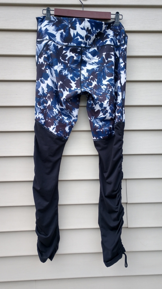 Fabletics Floral Print leggings - Picture 4 of 6